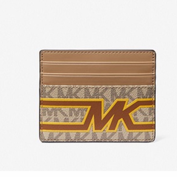 MICHAEL KORS MENS
Cooper Graphic Logo Tall Card Case
36S3LCOD2B
COLOR: Yellow - Picture 2 of 16